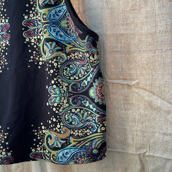 Funky Tank - Picture 2 of 4